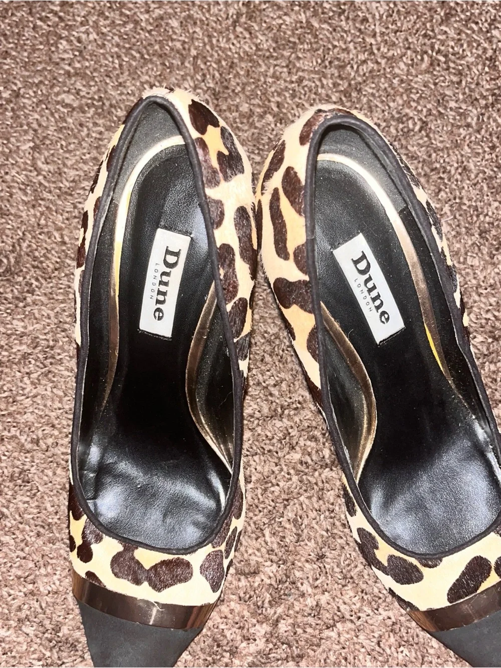 Y2K Glam Leopard Print Pony Hair Pointed Pumps w/ Gold & Black Toe